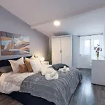 Residenza Santa Anastasia Loft With Lift Apartment Verona