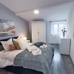 Residenza Santa Anastasia Loft With Lift Apartment Verona