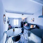 Apartment Residenza Santa Anastasia Loft With Lift