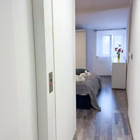 Residenza Santa Anastasia Loft With Lift *